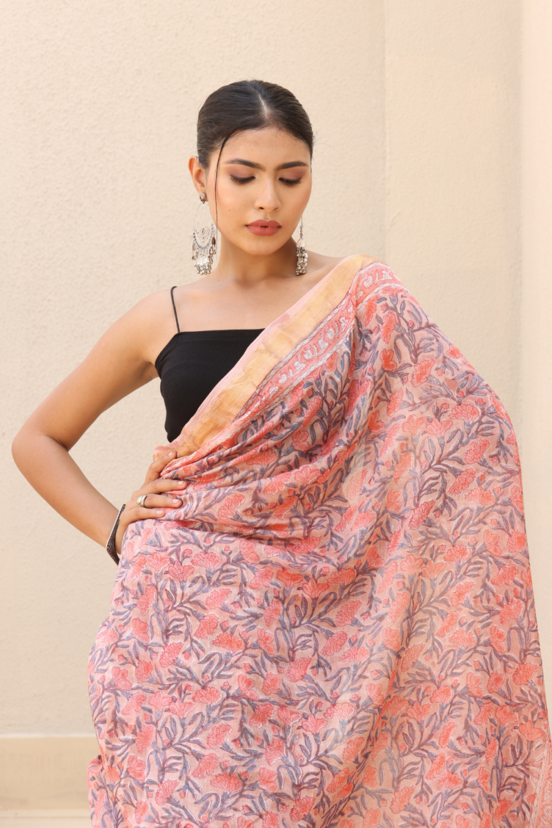 Graceful Pink Maheshwari Silk Saree – Elegant & Lightweight Drape - Image 8