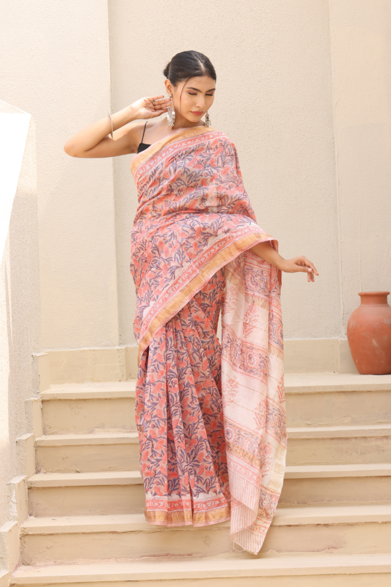 Graceful Pink Maheshwari Silk Saree – Elegant & Lightweight Drape - Image 4