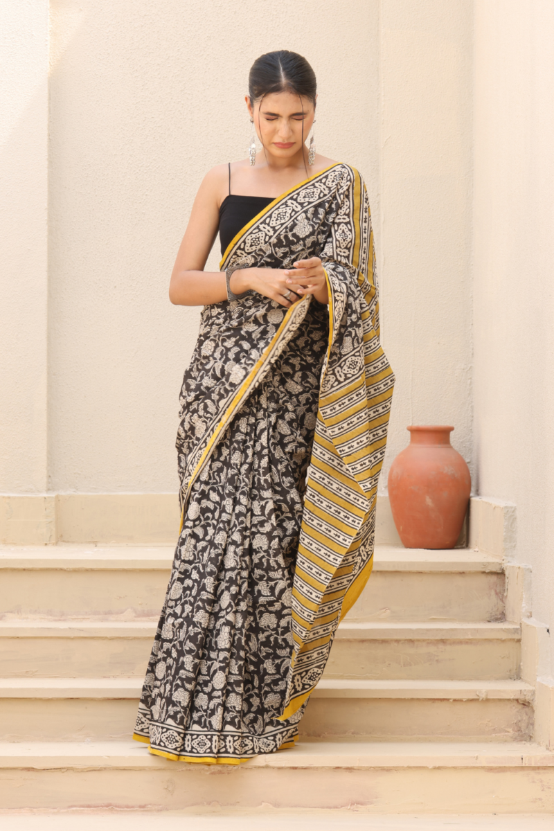 Timeless Black Bagru Print Linen Saree – Handcrafted Elegance & Comfort - Image 6