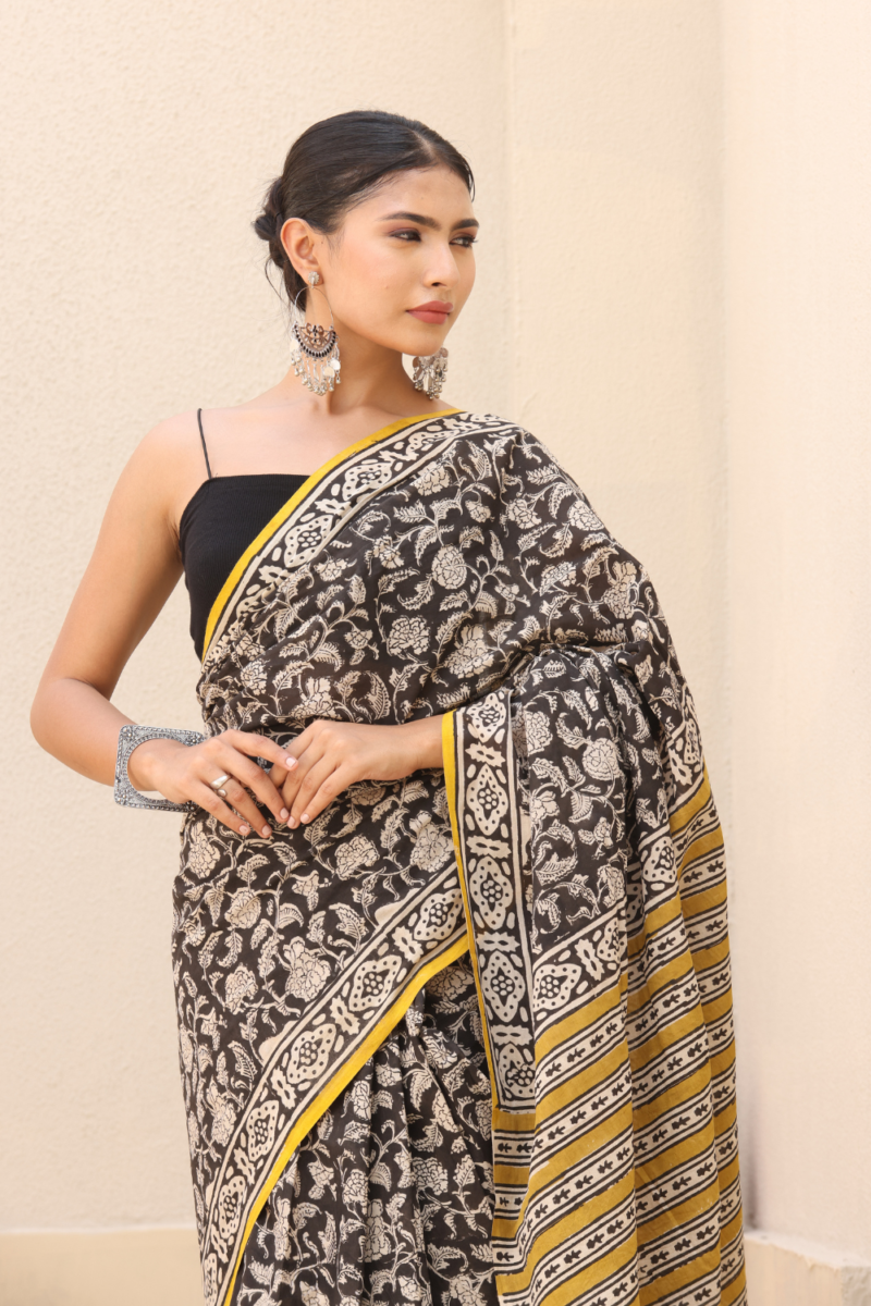 Timeless Black Bagru Print Linen Saree – Handcrafted Elegance & Comfort - Image 8