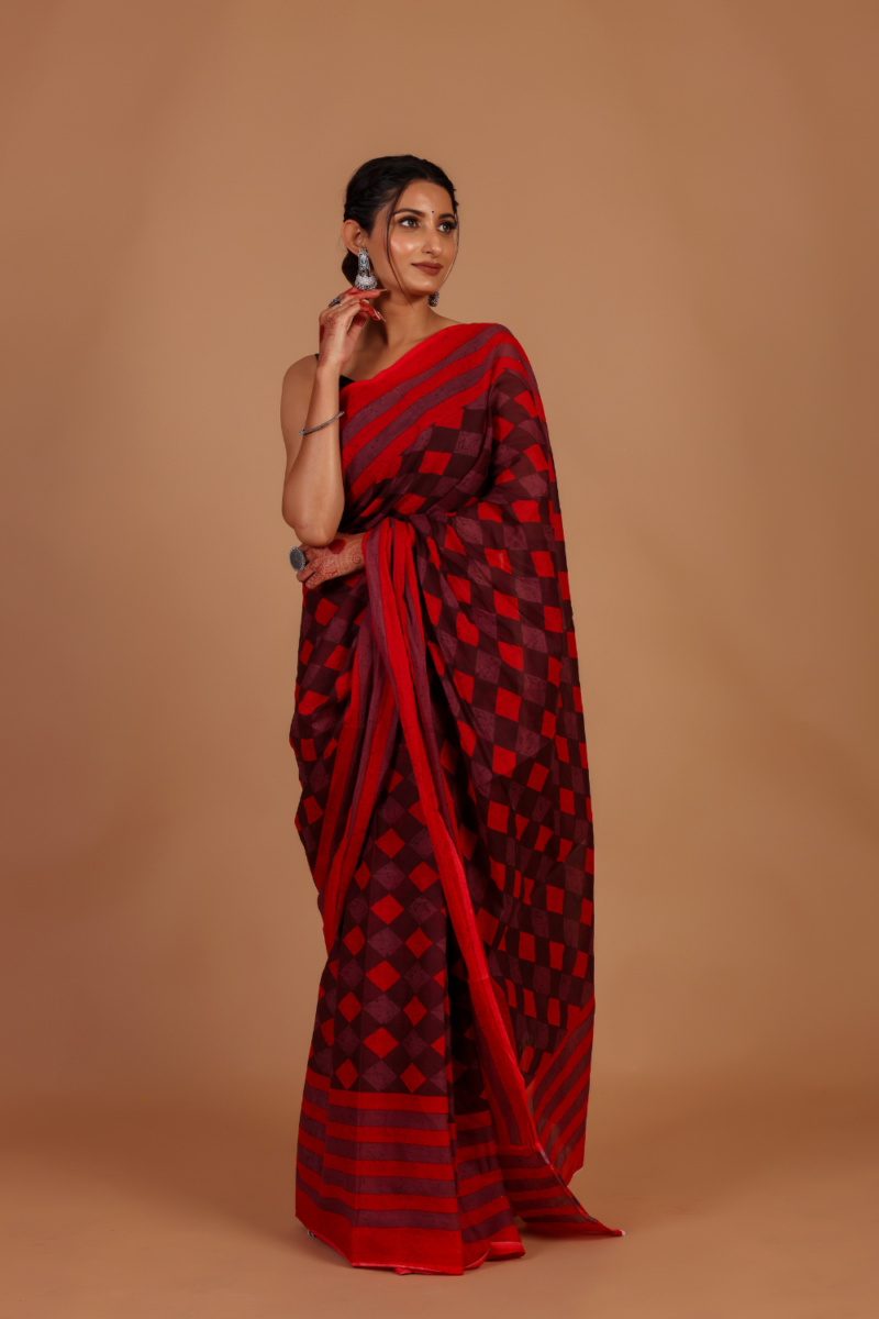 Bold Red & Black Saree – Classic Contrast with Elegant Detailing
